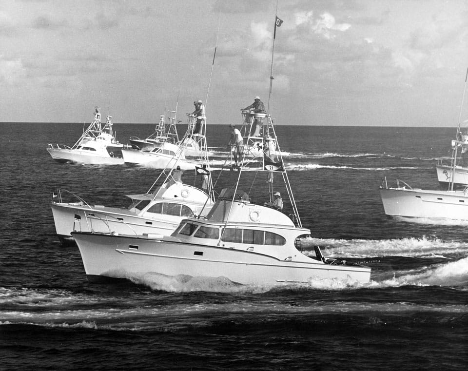 Daytona TX-41 sport-fishing boats
